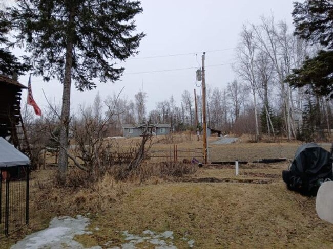 Building Photo - Three bedroom two bath home