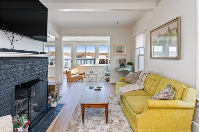 Building Photo - 1350 Bay Shore Blvd