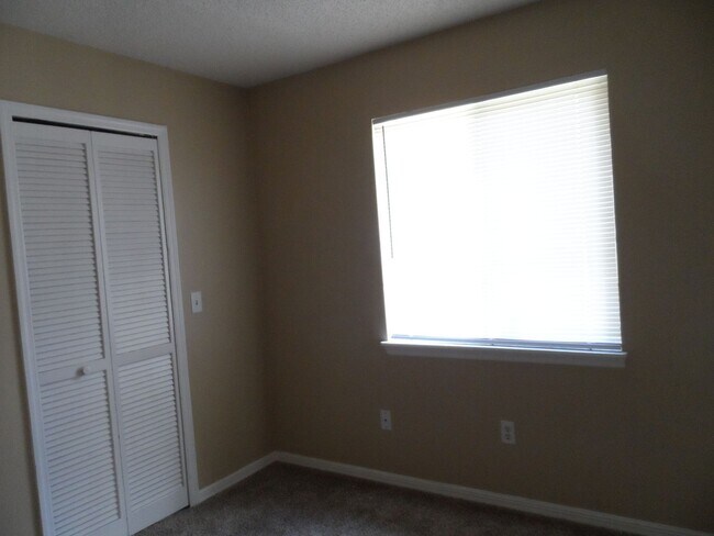 Building Photo - 2950 Norvell Ct