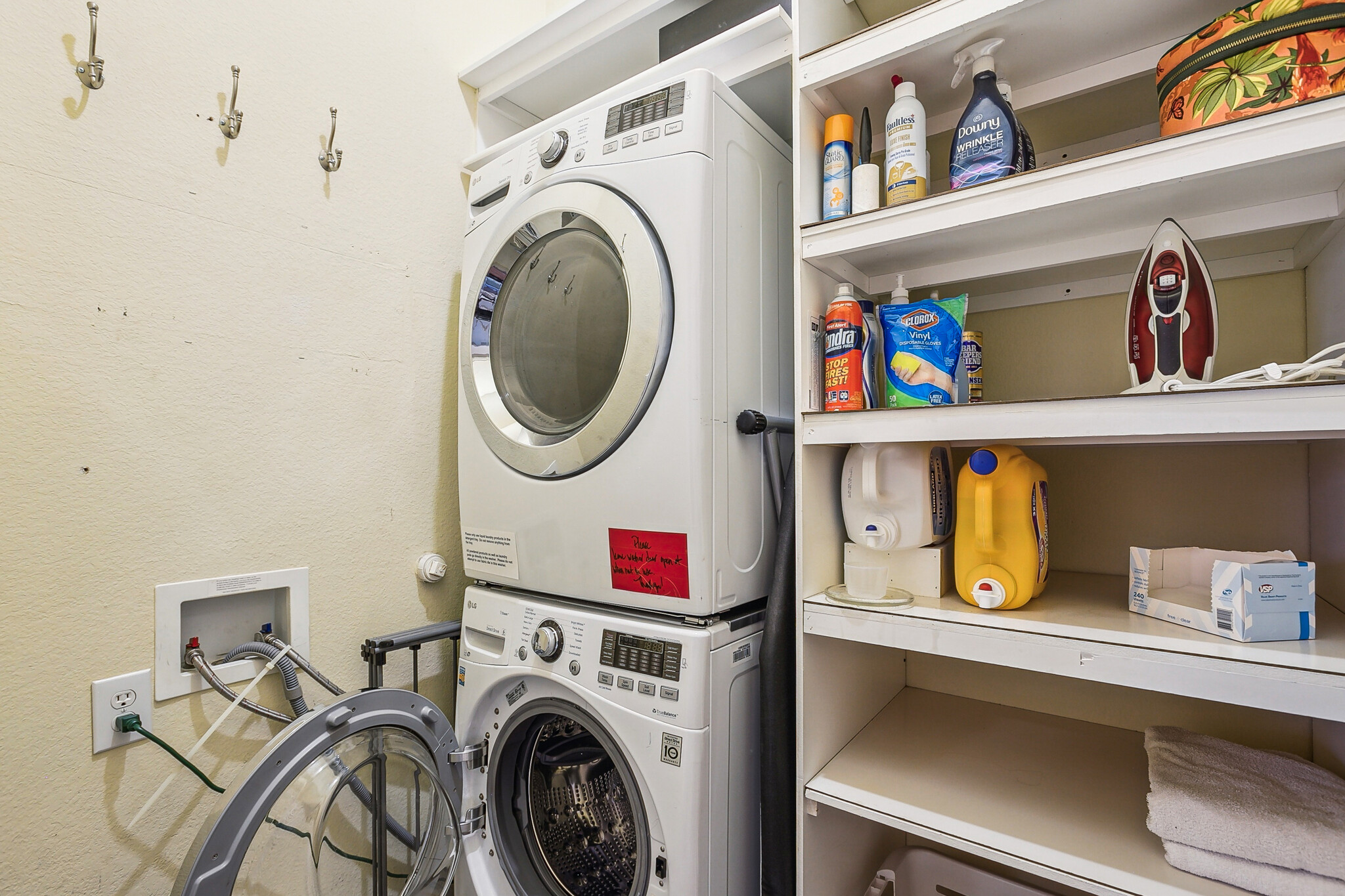 Full laundry room - 5925 Pedernales Rdg