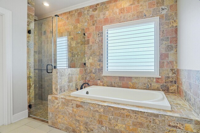 Building Photo - 13297 Roanoke Rd