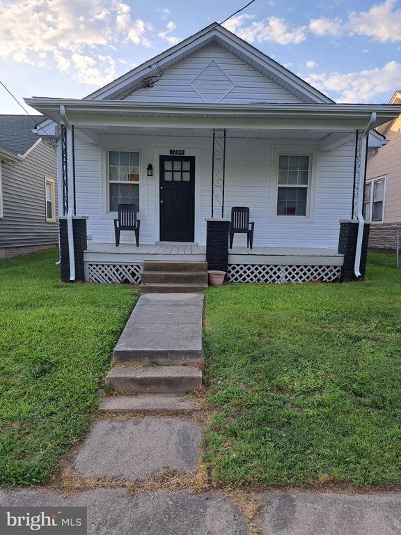 Building Photo - 1204 N 38th St