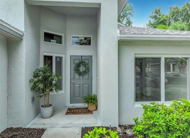 Building Photo - 11148 Pinewood Cove Ln