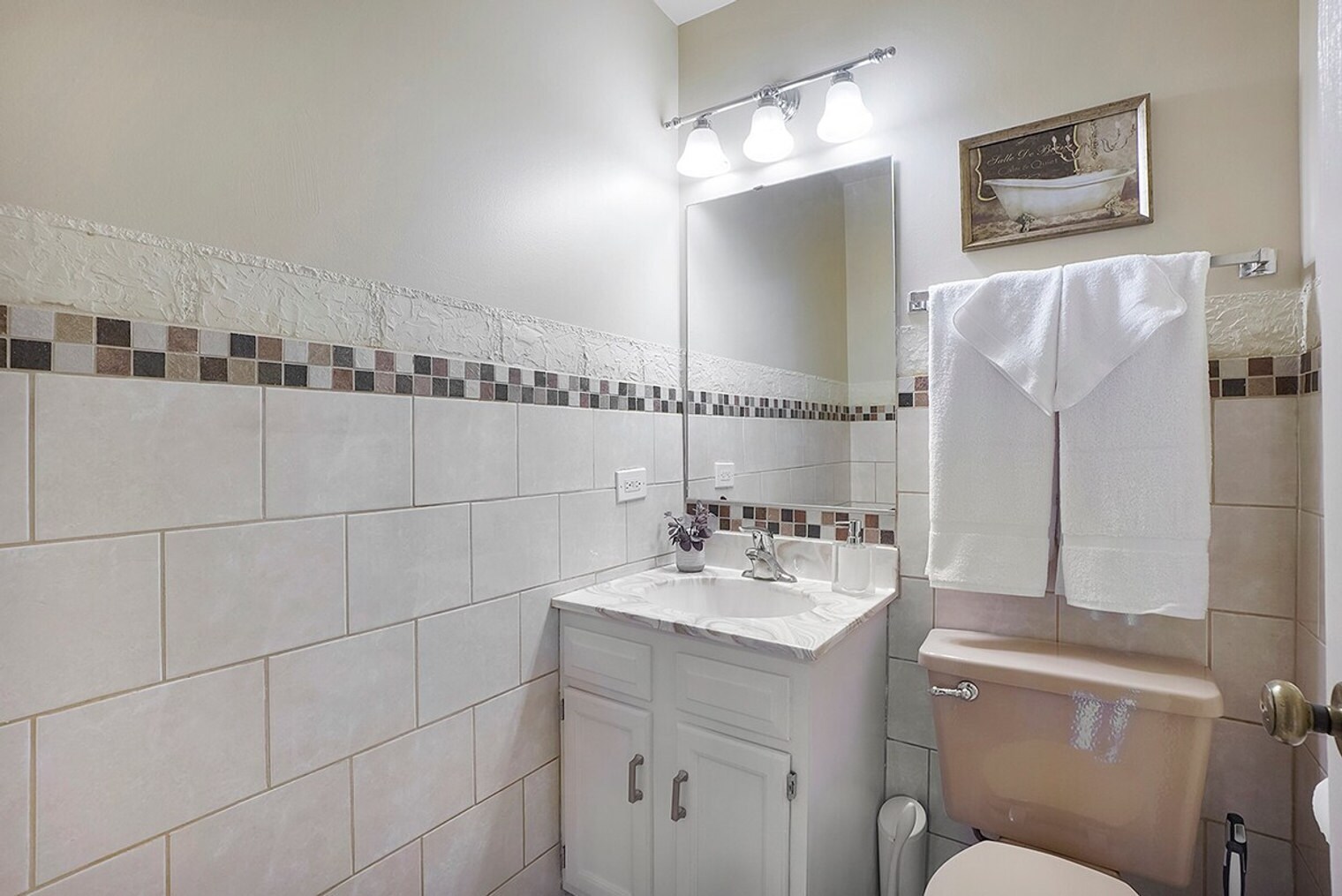 Building Photo - 346 Weatherford Ln