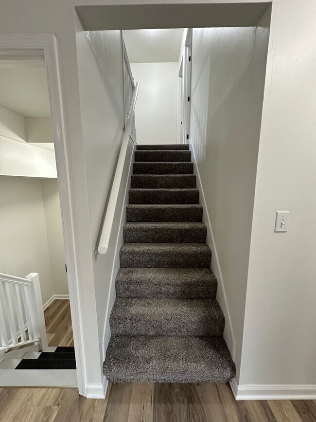 Building Photo - Steuben Rd-1434