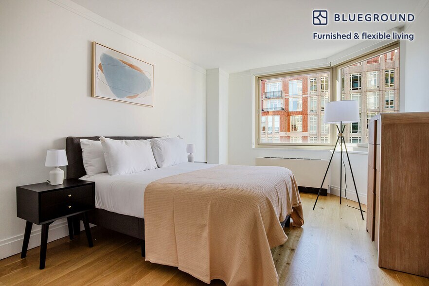 Building Photo - 201 East 86th St