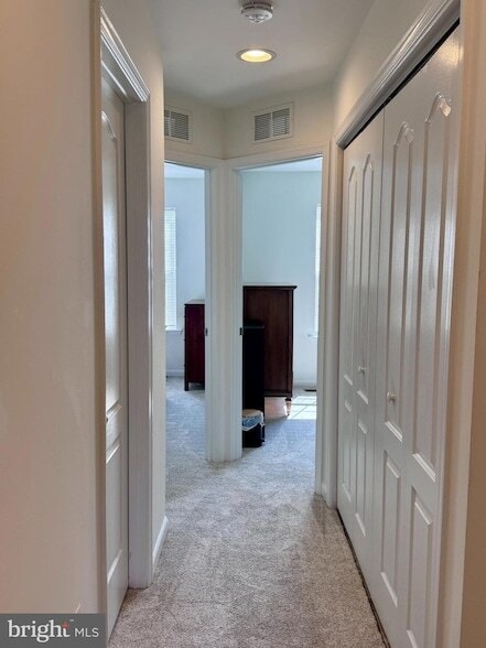 Building Photo - 576 Thumper Dr