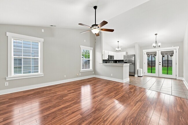 Building Photo - 5519 Mt Mansfield Rd