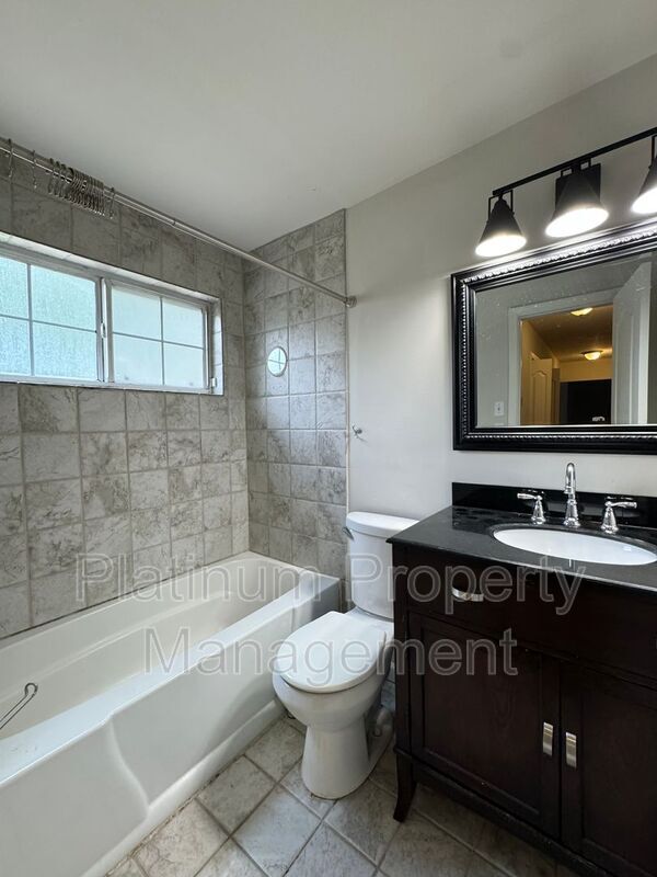 Building Photo - 311 Peachtree Hills Ave NE