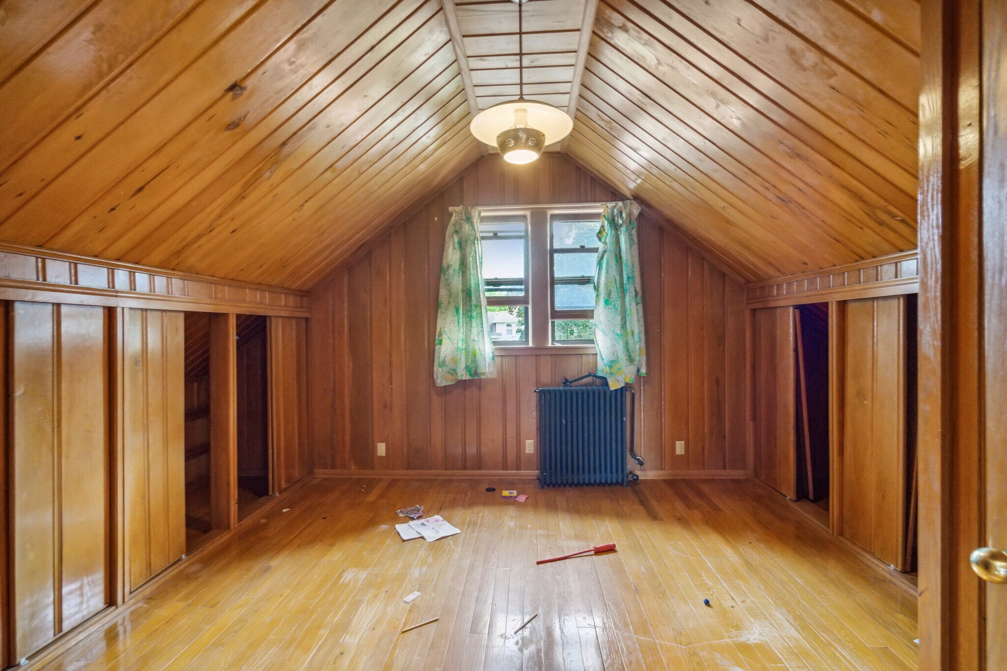 Building Photo - 1701 Hubbard Ave