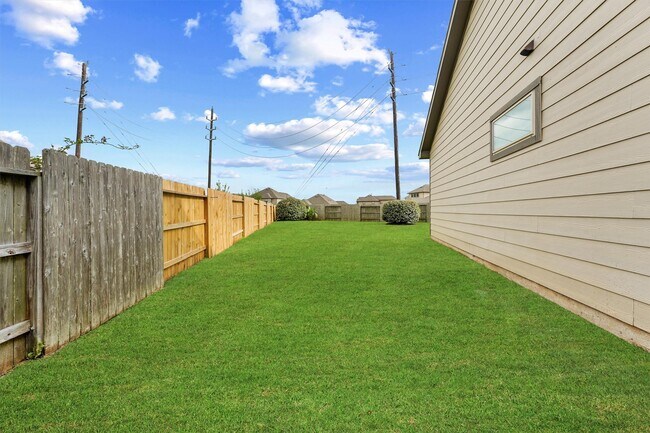 Building Photo - 1802 Mamie Springs Ct