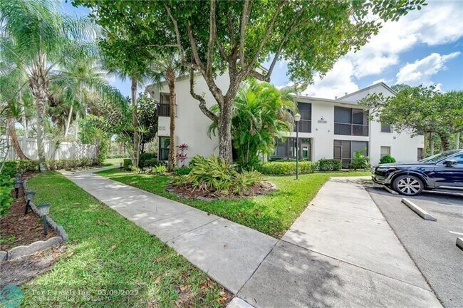 Building Photo - 4654 NW 22nd St