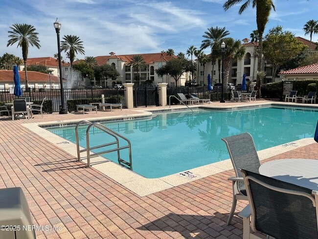 Building Photo - 13846 Atlantic Blvd