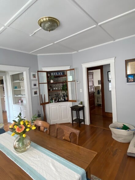 Building Photo - 37 Bellevue Ave