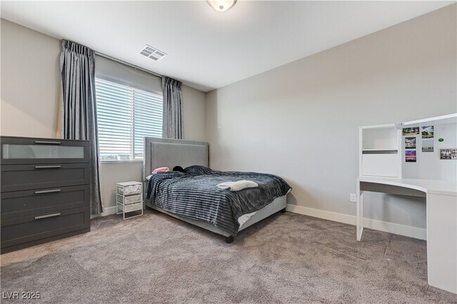 Building Photo - 7572 Mount Spokane Ct