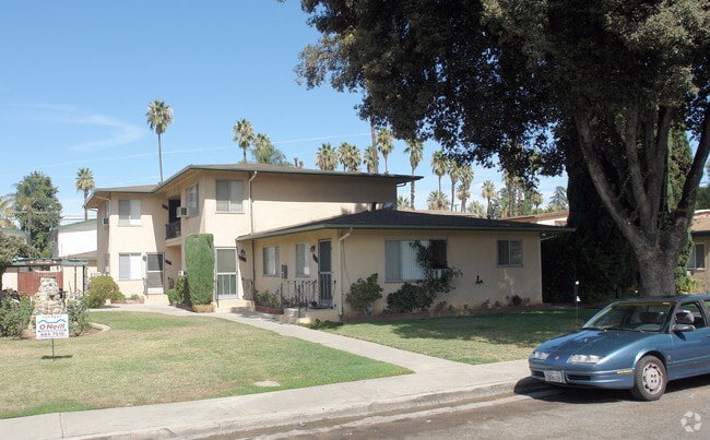 Building Photo - Potomac Apartments