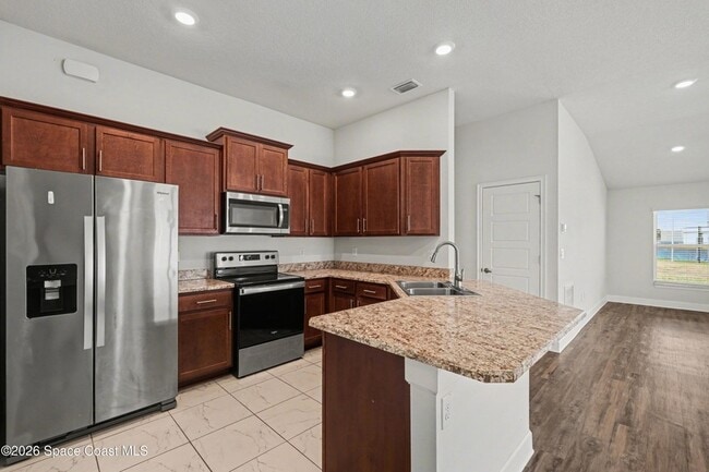 Building Photo - 2542 Pinwherry St NW