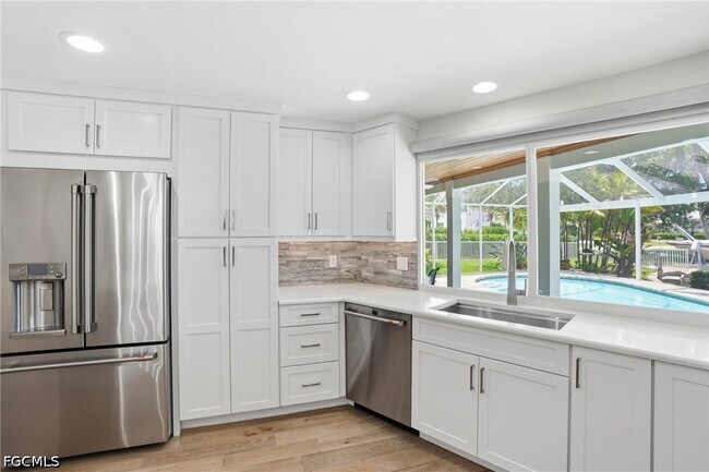 Building Photo - 1590 Sandpiper St