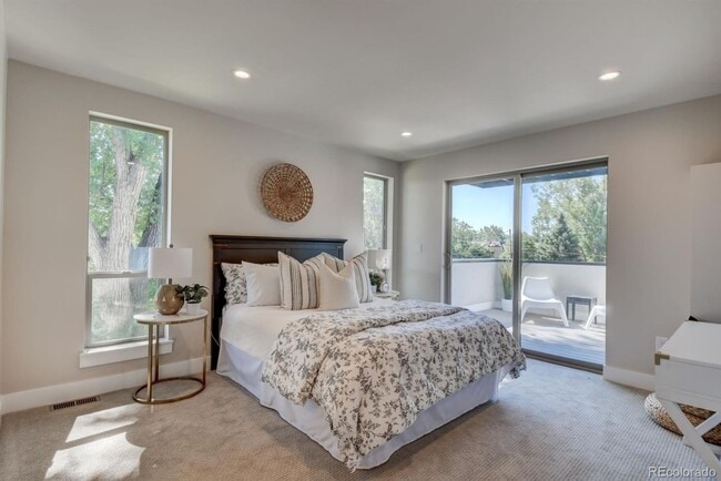 Building Photo - Cherry Creek Townhome - 4 Bed, 4 Bath, Detached Garage