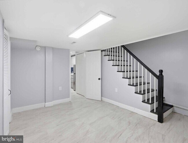 Building Photo - 3603 Ravenwood Ave