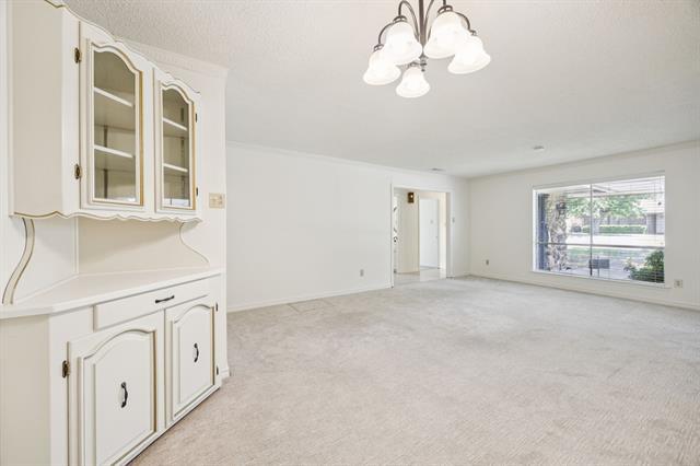 Building Photo - 7641 Dentcrest Dr