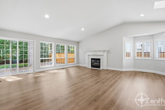 Building Photo - 2348 NW 45th Ave