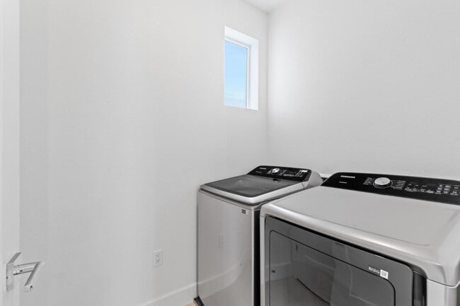 Building Photo - 3020 Boyter Pl