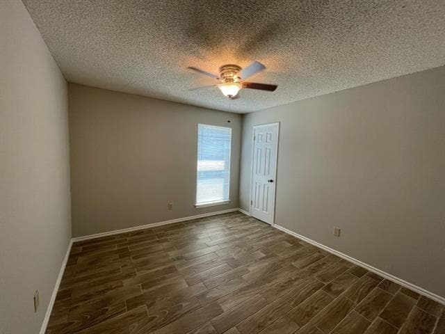 Building Photo - 3718 French Wood Dr