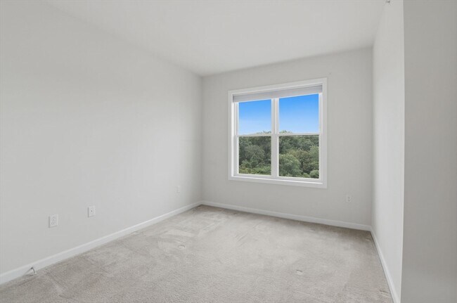 Building Photo - 110 Trotter Rd