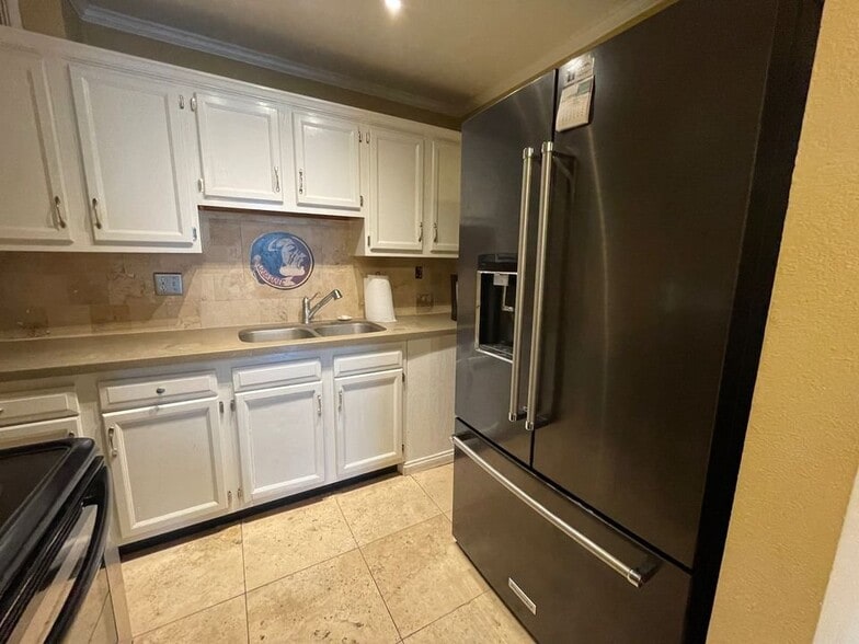 Building Photo - 405 Dunwoody St