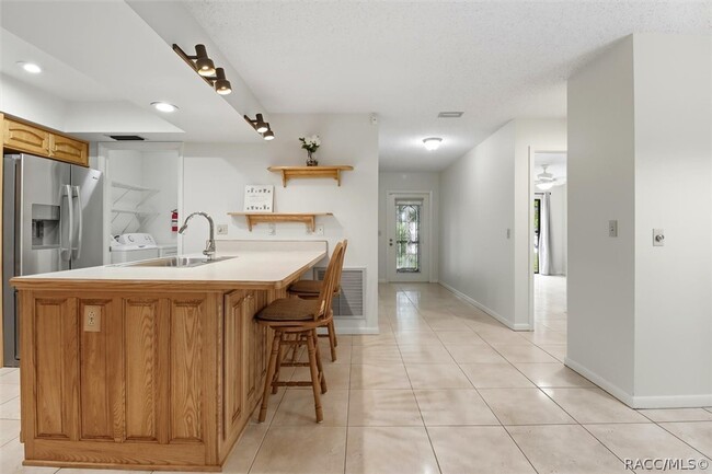 Building Photo - 25 Jamaica St