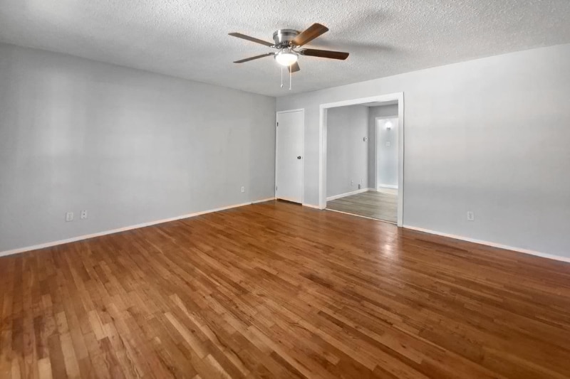 Building Photo - 2540 Courtyard Pl