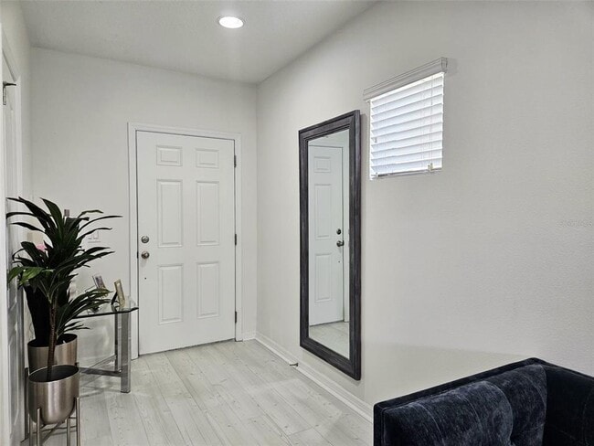 Building Photo - 3102 Camino Real Dr N