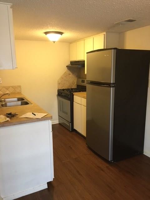 Building Photo - 4709 Harmon Ave