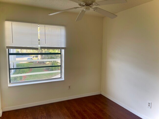 Building Photo - 3795 Atrium Dr