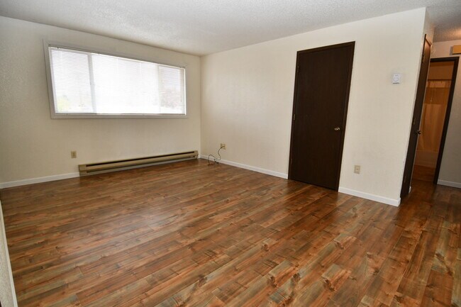 Building Photo - 314 NW Tumlin Ave