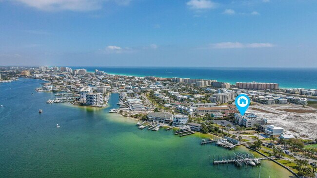 Building Photo - 300 Gulf Shore Dr