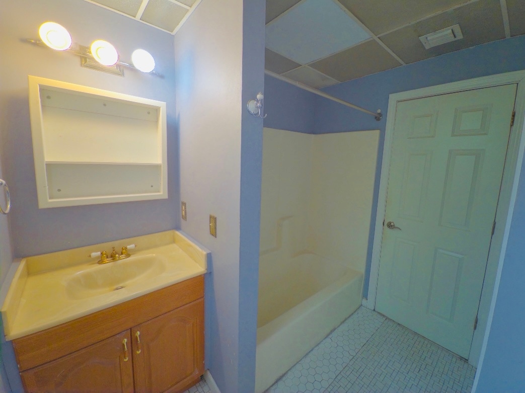 Building Photo - 421 Wethersfield Ave