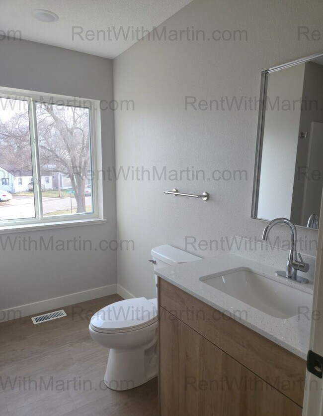 Building Photo - FOR RENT- BRAND NEW BUILD on Janney Ave!! Dogs ok!