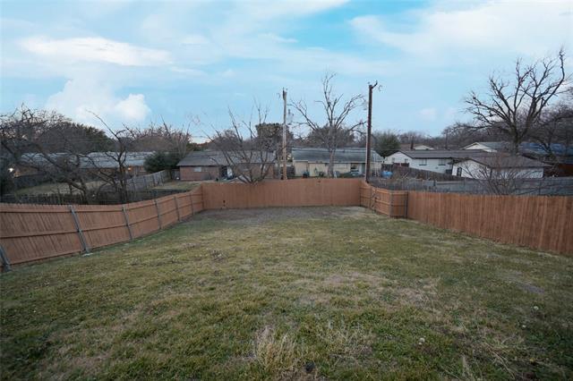 Building Photo - 2908 Bahar Dr