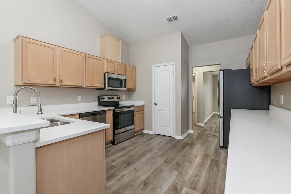 Building Photo - 942 Cork Oak Ln