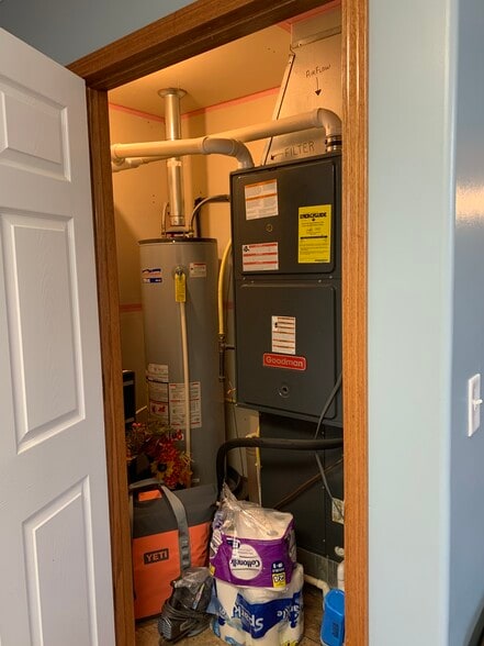 Building Photo - 505 S Juliette Ave