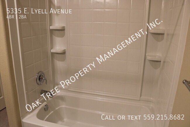 Building Photo - 5335 E Lyell Ave