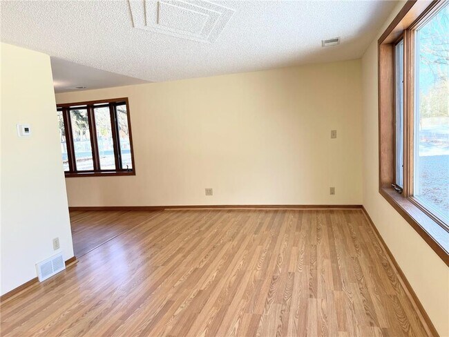 Building Photo - 1670 Stillwater St