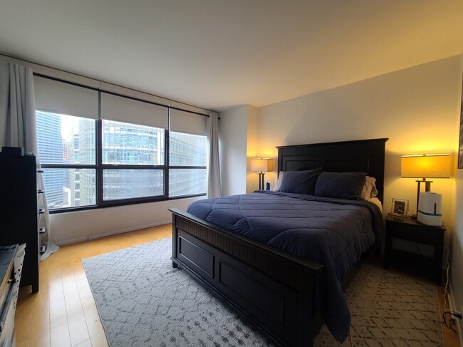 Building Photo - 405 N Wabash Ave
