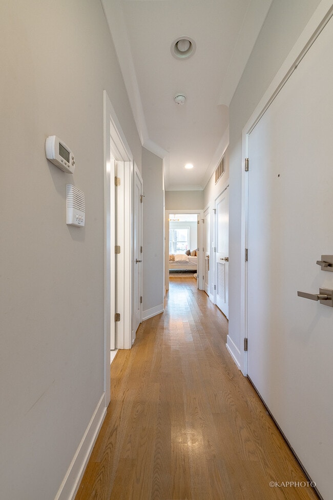 Building Photo - 457 N Aberdeen St