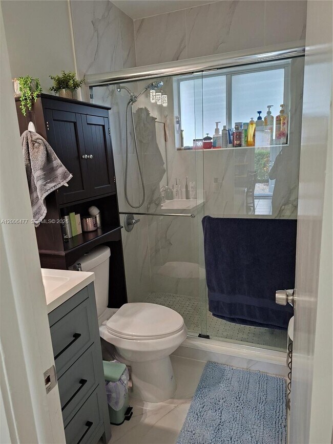 Building Photo - 1814 SW 97th Terrace