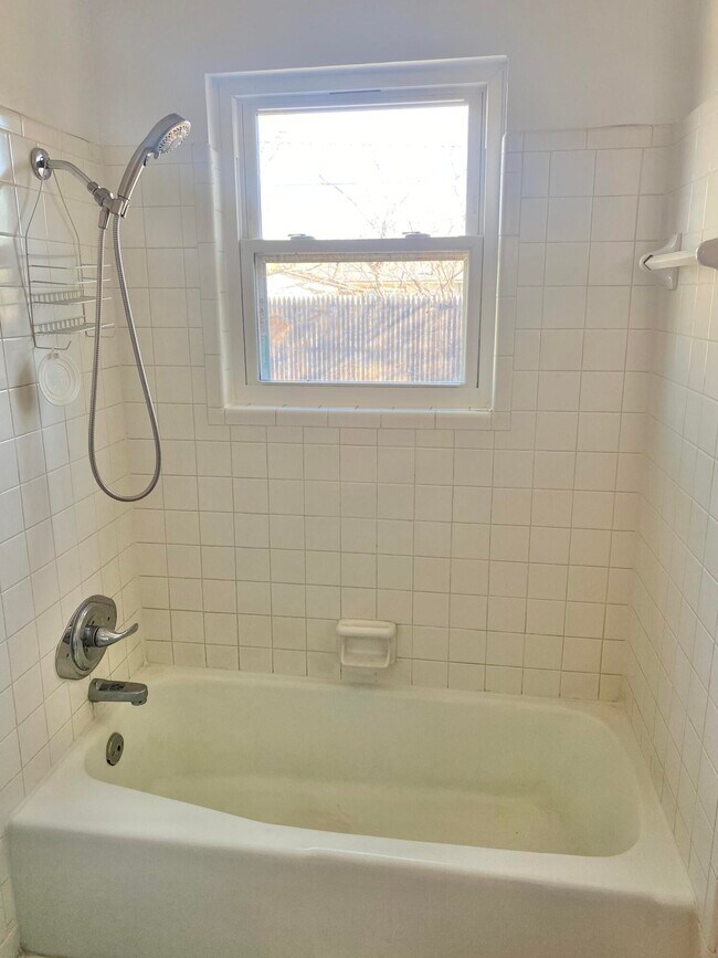 Building Photo - 2128 74th St