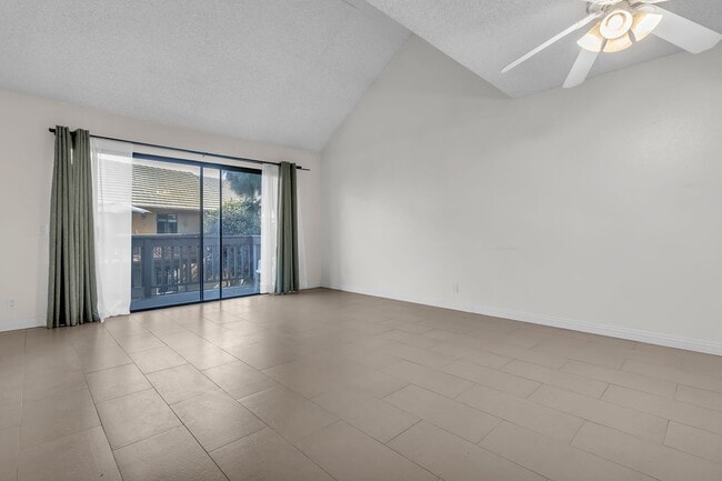 Building Photo - Move-In Ready 2BD Irvine Home Near Spectrum, Top Employers & Schools