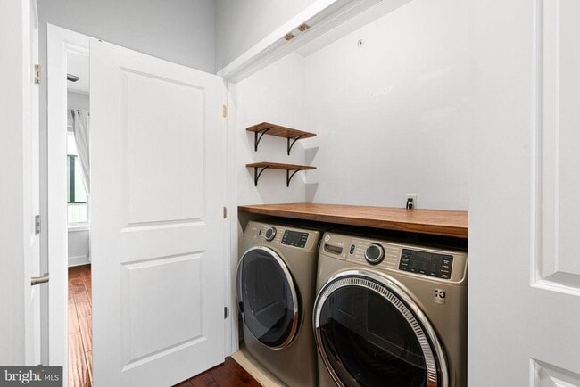 Building Photo - 1302 S Woodstock St
